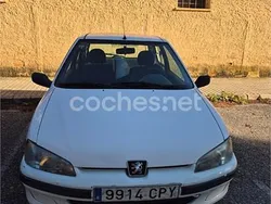 Blanco Usado 2003 Peugeot 106 Utilitario | 1000 €