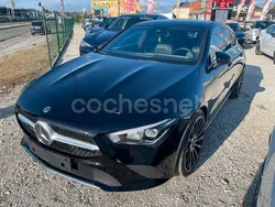 Negro Usado 2019 Mercedes CLA200 Shooting Brake Familiar | 23.999 € (Un poco caro)
