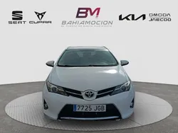 Blanco Usado 2015 Toyota Auris Active Berlina | 10.500 € (Buen precio)