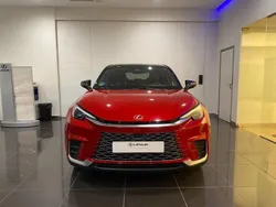 Rojo Nuevo 2025 Lexus LBX SUV | 38.500 € (Precio justo)