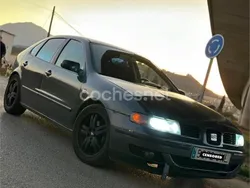 Gris / plata Usado 2001 Seat Leon Berlina | 3000 € (Precio justo)