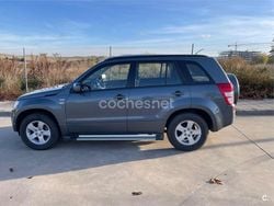 Gris / plata Usado 2010 Suzuki Grand Vitara SUV | 16.000 € (Un poco caro)