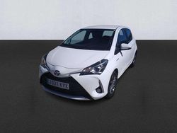 Blanco Usado 2019 Toyota Yaris Hybrid Active Utilitario | 14.400 € (Precio justo)