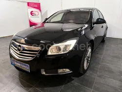 Negro Usado 2011 Opel Insignia Edition Berlina | 6299 € (Precio justo)