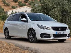 Blanco Usado 2020 Peugeot 308 Allure Familiar | 8900 € (Buen precio)