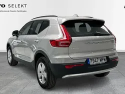 Plateado Usado 2024 Volvo XC40 SUV | 30.900 € (Buen precio)