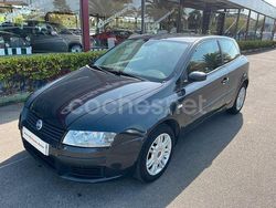 Gris / plata Usado 2003 Fiat Stilo Dynamic Berlina | 3500 € (Un poco caro)