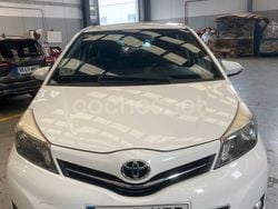 Blanco Usado 2014 Toyota Yaris Advance Berlina | 9500 € (Precio justo)