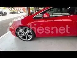 Rojo Usado 2014 Opel Astra GTC Berlina | 8500 € (Caro)