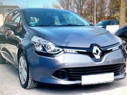 Gris Usado 2014 Renault Clio IV Utilitario | 8000 € (Un poco caro)