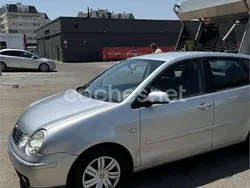 Gris / plata Usado 2003 VW Polo Highline Berlina | 3500 € (Precio justo)