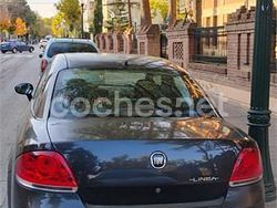 Negro Usado 2007 Fiat Linea Emotion Berlina | 2000 €