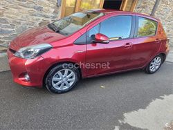 Granate Usado 2012 Toyota Yaris Hybrid Active Berlina | 8500 € (Precio justo)