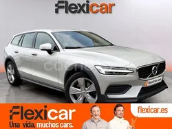 Gris / plata Usado 2019 Volvo V60 CC Momentum Familiar | 21.990 € (Precio justo)
