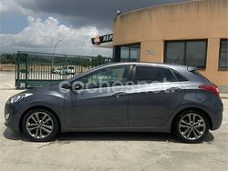 Gris / plata Usado 2016 Hyundai i30 Style Berlina | 9890 € (Precio justo)