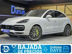 Gris / plata Usado 2022 Porsche Cayenne Turbo S SUV | 122.990 € (Caro)
