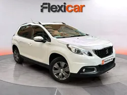 Blanco Usado 2018 Peugeot 2008 Style SUV | 9390 € (Precio justo)