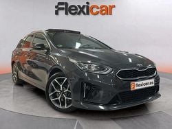 Gris Usado 2019 Kia Ceed GT GT-Line Familiar | 19.490 € (Un poco caro)