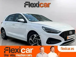 Blanco Usado 2024 Hyundai i30 Berlina | 21.390 € (Precio justo)