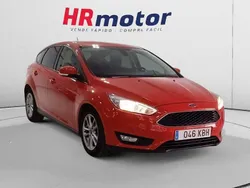 Rojo Usado 2017 Ford Focus Business Edition Utilitario | 11.790 € (Precio justo)