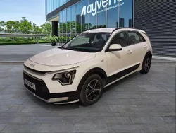 Blanco Usado 2024 Kia Niro SUV | 23.300 € (Precio justo)