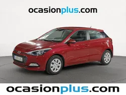 Rojo Usado 2017 Hyundai i20 Utilitario | 10.390 € (Precio justo)