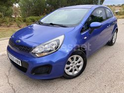 Azul Usado 2014 Kia Rio Berlina | 6200 € (Precio justo)
