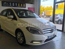 Blanco Usado 2013 Mercedes B180 Monovolumen | 8999 €