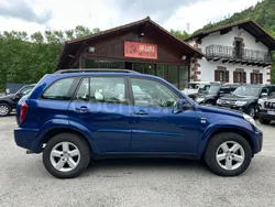 Azul Usado 2004 Toyota RAV4 Sol SUV | 9999 € (Precio justo)
