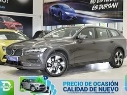 Marrón Usado 2024 Volvo V60 CC Core Familiar | 39.490 € (Precio justo)