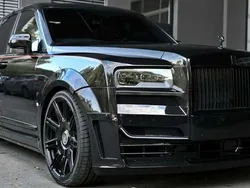 Negro Usado 2019 Rolls Royce Cullinan SUV | 586.900 €
