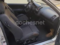 Gris / plata Usado 2001 VW Polo Trendline Berlina | 1850 € (Precio justo)