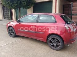 Rojo Usado 2004 Fiat Stilo Dynamic Berlina | 1490 € (Precio justo)