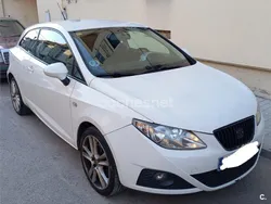Blanco Usado 2011 Seat Ibiza SC Sport Utilitario | 4400 € (Precio justo)