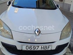Blanco Usado 2010 Renault Mégane GrandTour Dynamique Familiar | 3800 € (Precio justo)