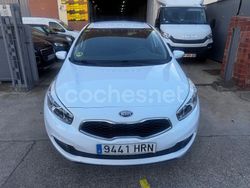Blanco Usado 2014 Kia Ceed GT Berlina | 6400 € (Buen precio)