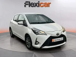 Blanco Usado 2019 Toyota Yaris Active Berlina | 13.690 € (Precio justo)