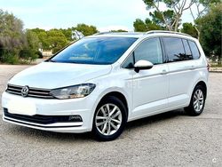 Blanco Usado 2018 VW Touran Advance Monovolumen | 15.900 € (Precio justo)