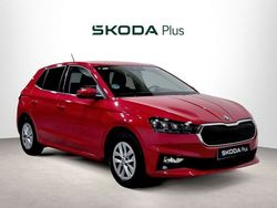 Rojo Usado 2024 Skoda Fabia Selection Utilitario | 15.990 € (Super precio)