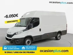 Blanco Usado 2023 Iveco Daily Berlina | 29.700 € (Precio justo)