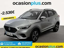 Plateado Usado 2022 MG ZS Berlina | 13.264 € (Precio justo)