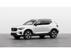Blanco Nuevo 2025 Volvo XC40 Plus SUV | 44.900 € (Un poco caro)