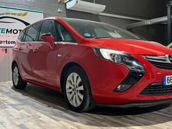 Rojo Usado 2015 Opel Zafira Tourer Excellence Monovolumen | 12.499 € (Precio justo)