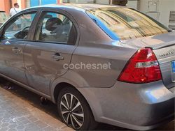 Gris / plata Usado 2011 Chevrolet Aveo LS Berlina | 4900 € (Buen precio)