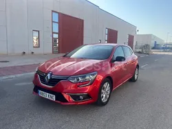Granate Usado 2018 Renault Mégane GT Line GT-Line Berlina | 13.800 € (Super precio)
