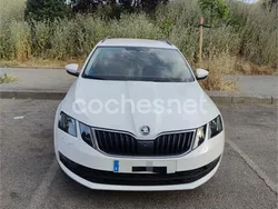 Blanco Usado 2019 Skoda Octavia Familiar | 11.500 €