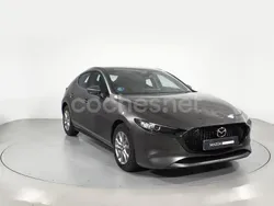 Gris / plata Usado 2024 Mazda 3 Prime-Line Berlina | 26.500 € (Precio justo)