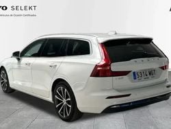 Blanco Usado 2023 Volvo V60 Inscription Familiar | 39.900 € (Un poco caro)