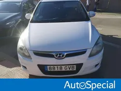 Blanco Usado 2010 Hyundai i30 Comfort Utilitario | 5490 € (Precio justo)