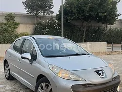 Gris / plata Usado 2007 Peugeot 207 Sport Berlina | 3490 € (Precio justo)